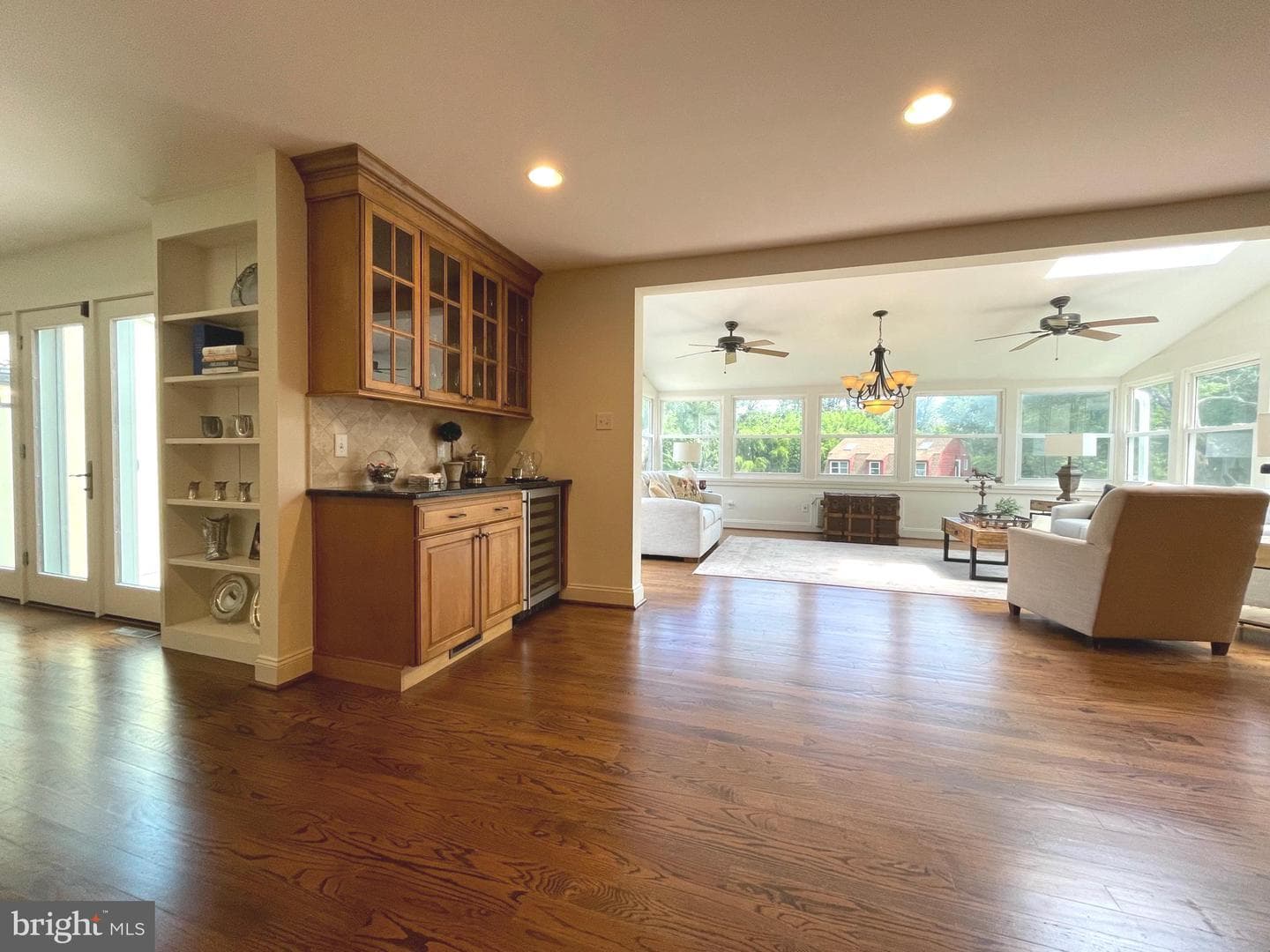 138 Davis Road photo 45
