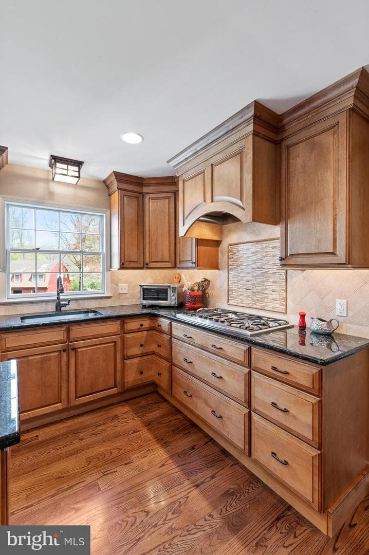138 Davis Road photo 49