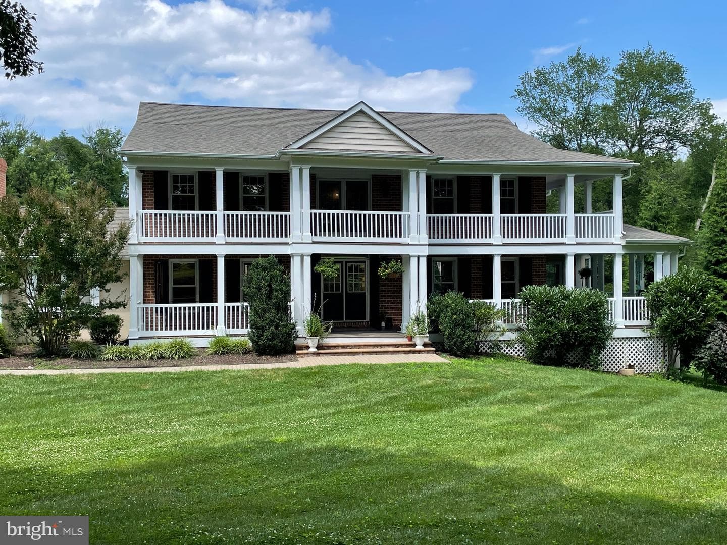 138 Davis Road photo 89