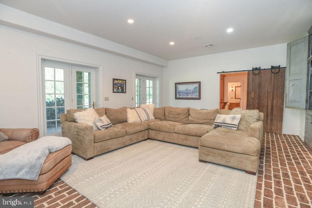 100 Pyles Mountain Lane photo 14