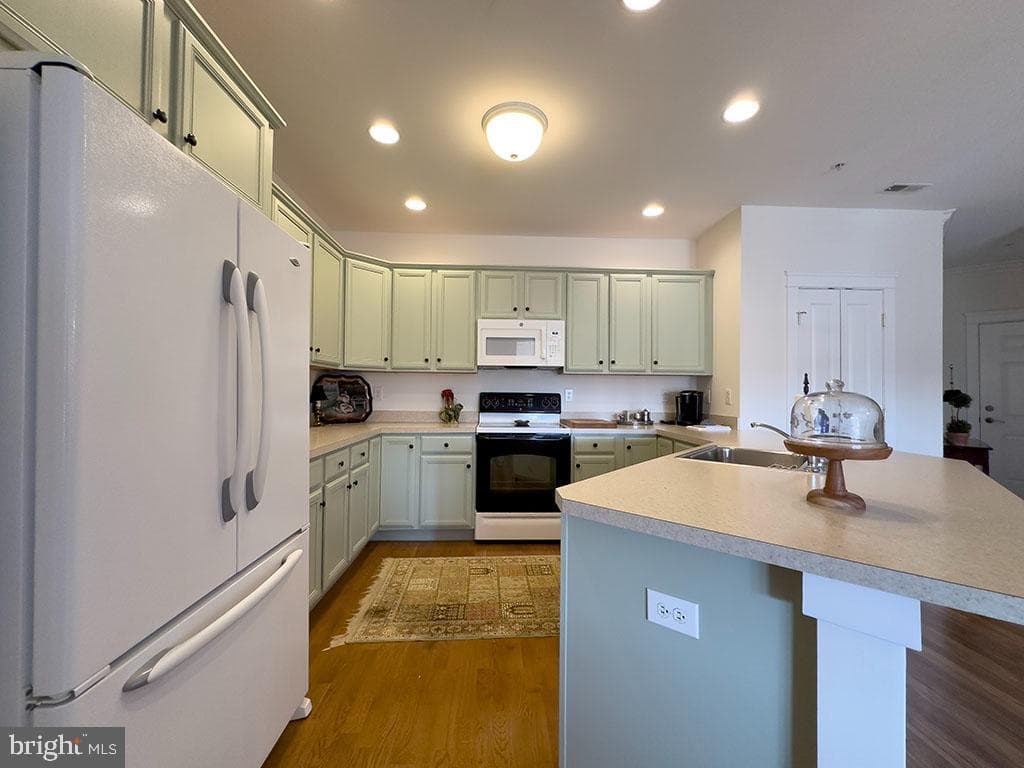 180 Bucktown Crossing #42e photo 3