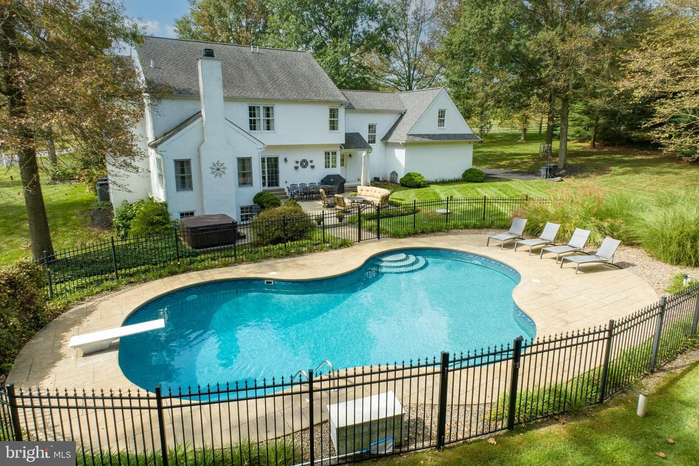 11 Red Sunset Drive photo 2