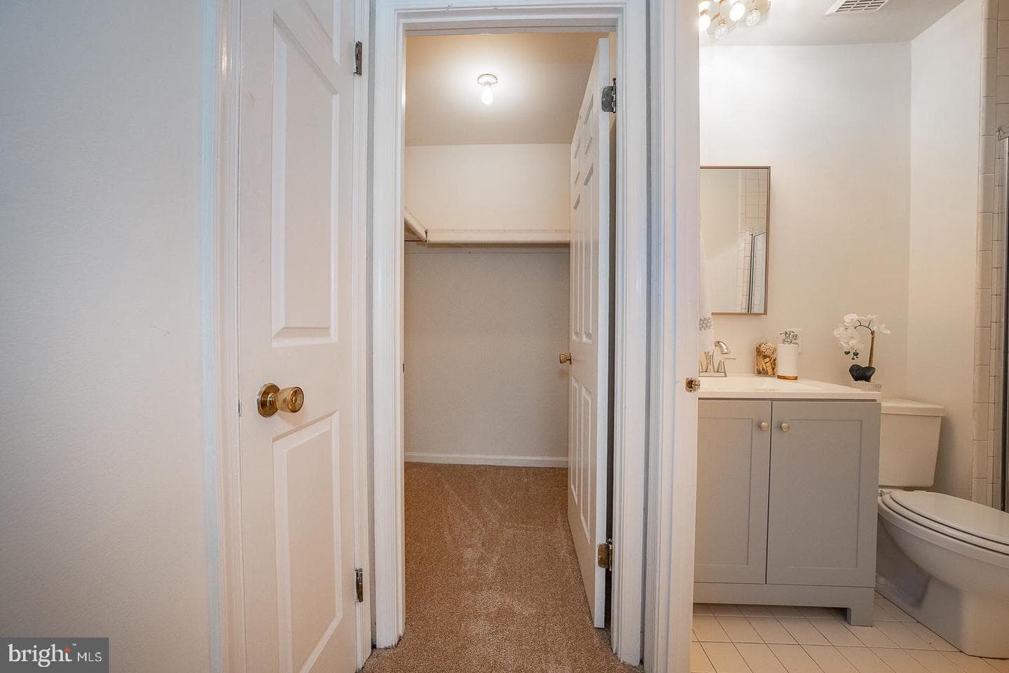 28 Elan Lane photo 15