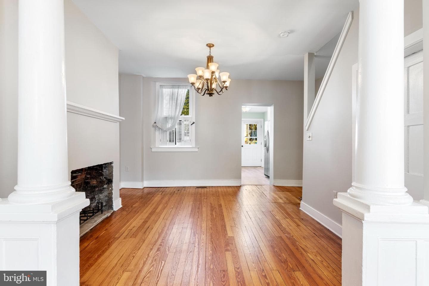 311 E State Street photo 10