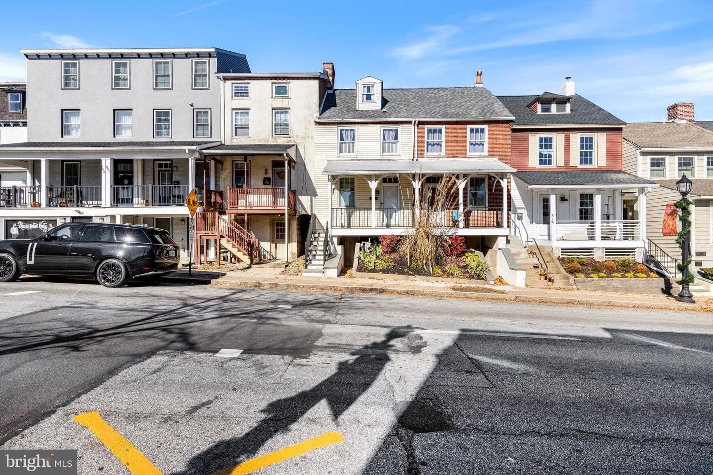 311 E State Street photo 2