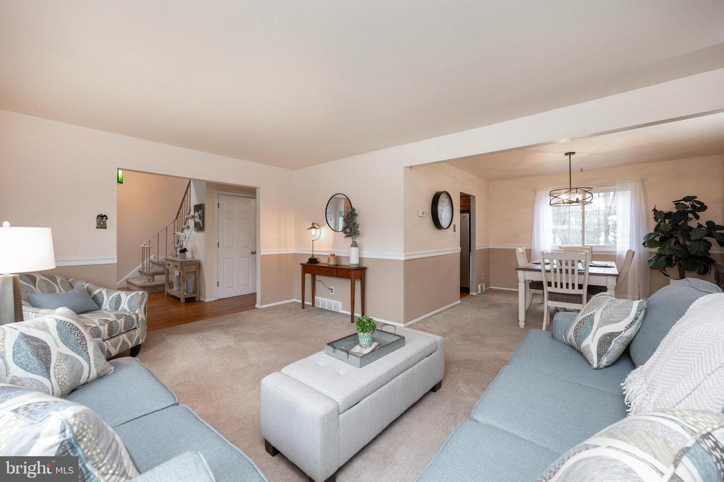 429 Fairfax Drive photo 10