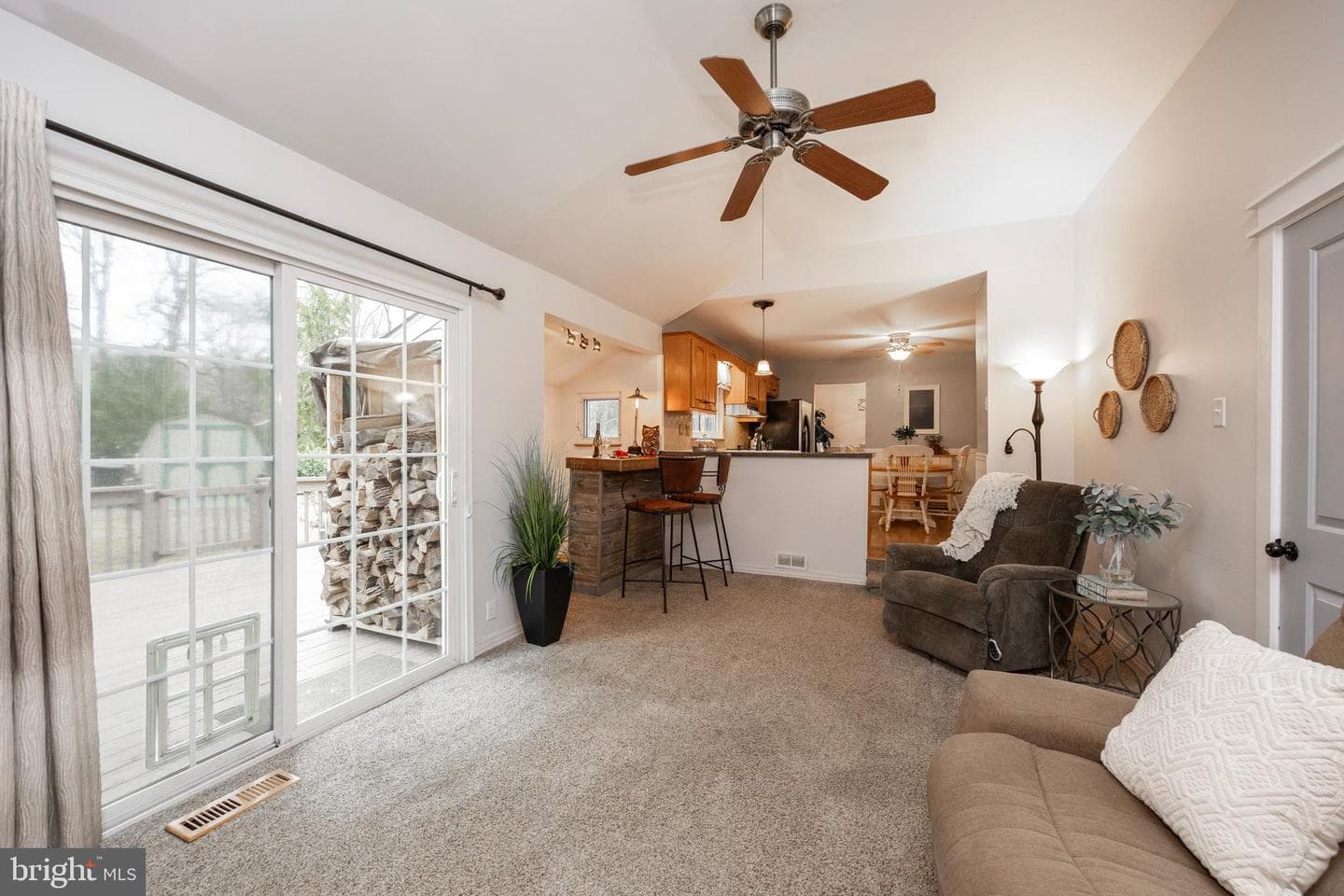 429 Fairfax Drive photo 18
