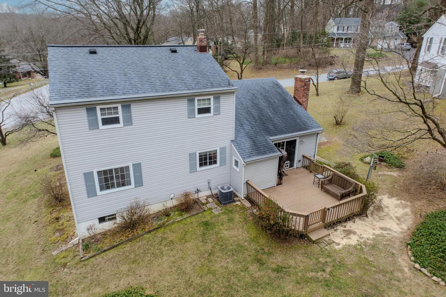 429 Fairfax Drive photo 3