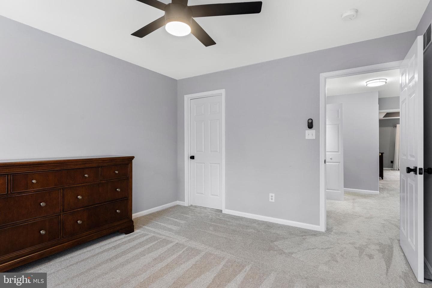 207 Deepdale Drive photo 29