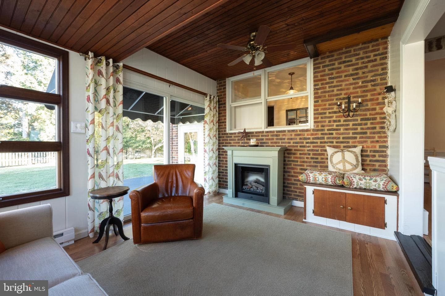 605 Price Street photo 29