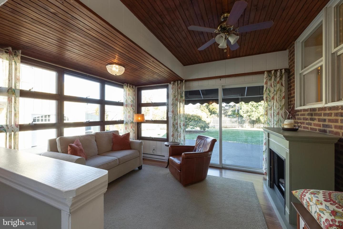 605 Price Street photo 31