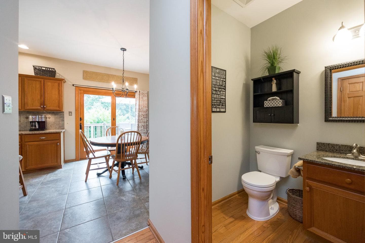 1386 Hunters Court photo 13