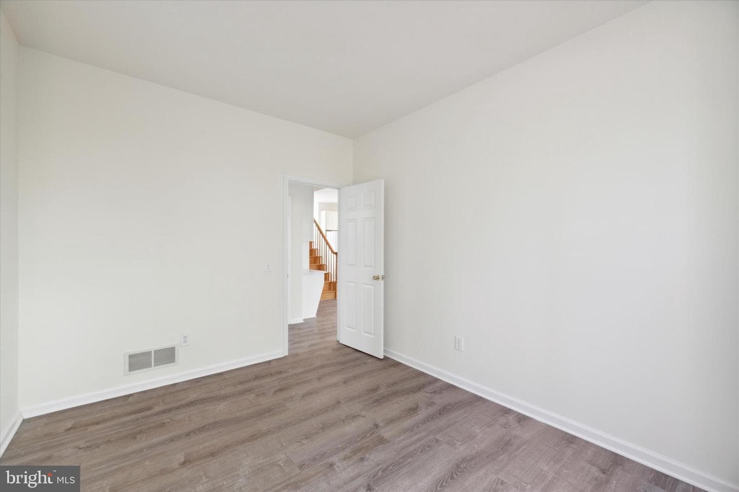 6003 Whitney Court photo 14