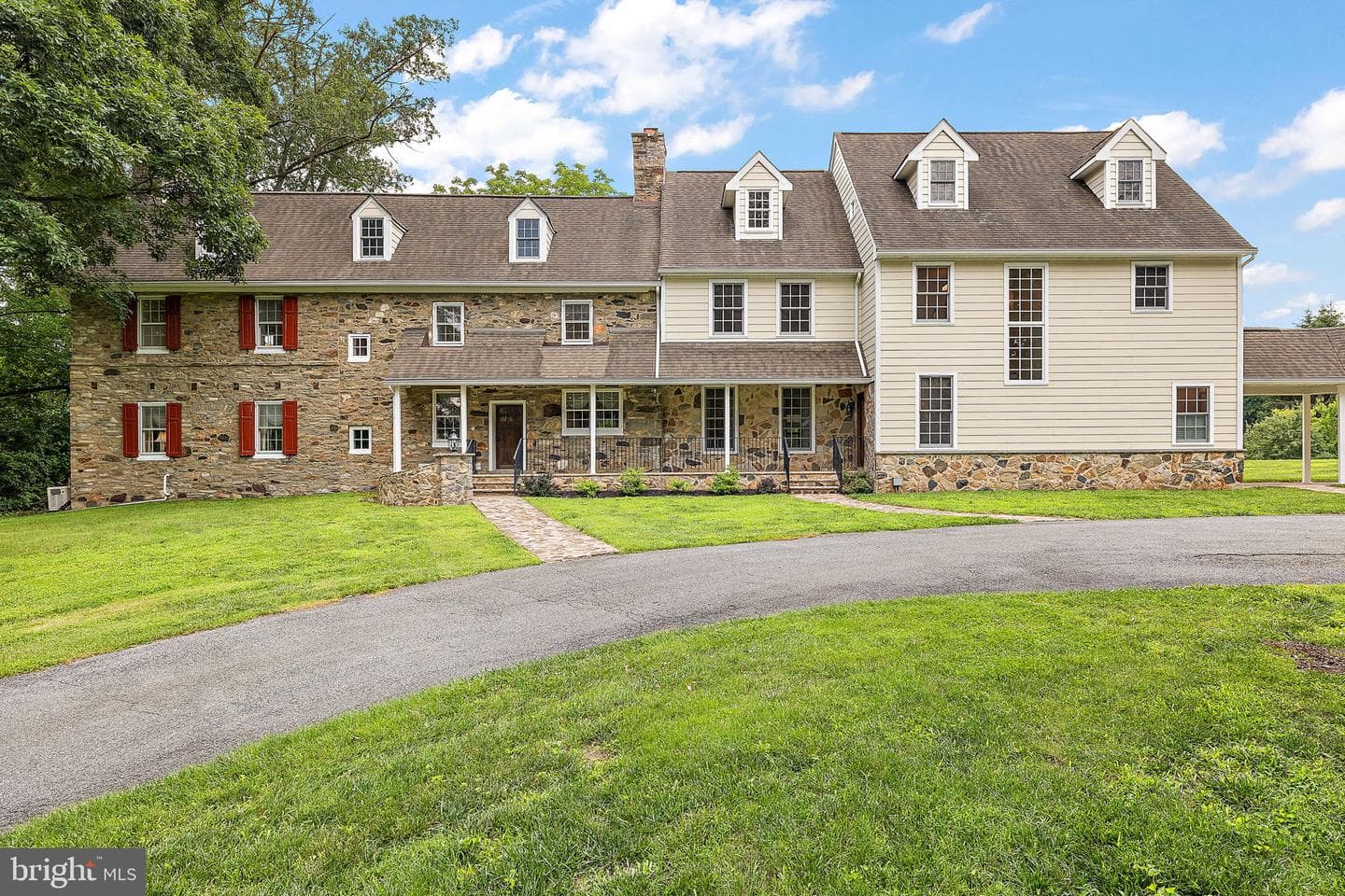 101 Hickory Hill Road photo 2
