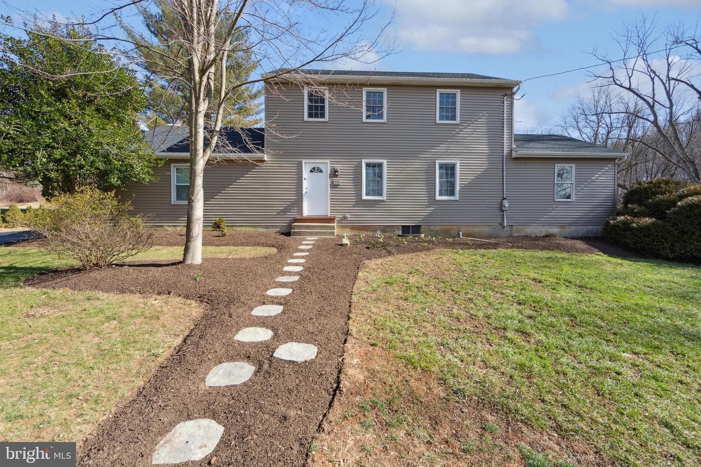 550 N Walnut Road photo 15