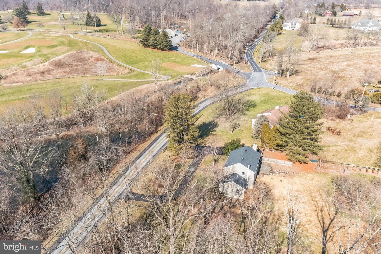 550 N Walnut Road photo 32