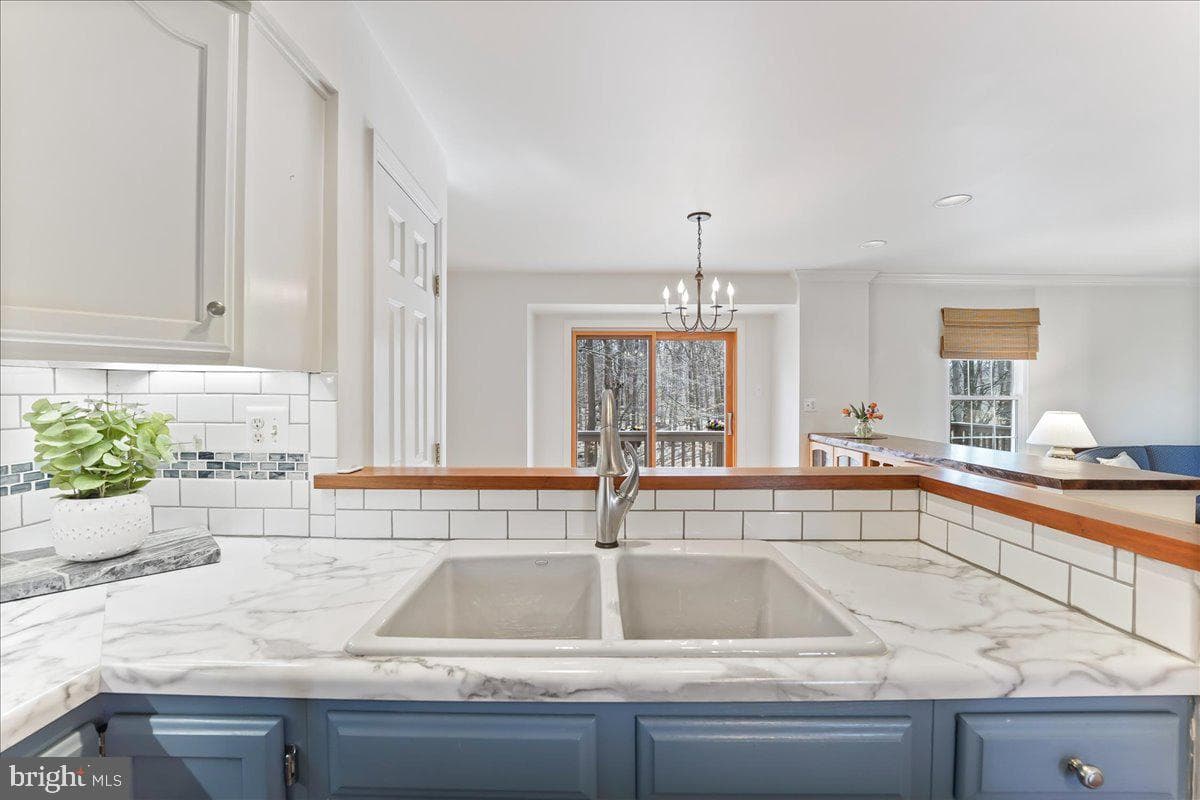 101 Alford Court photo 16