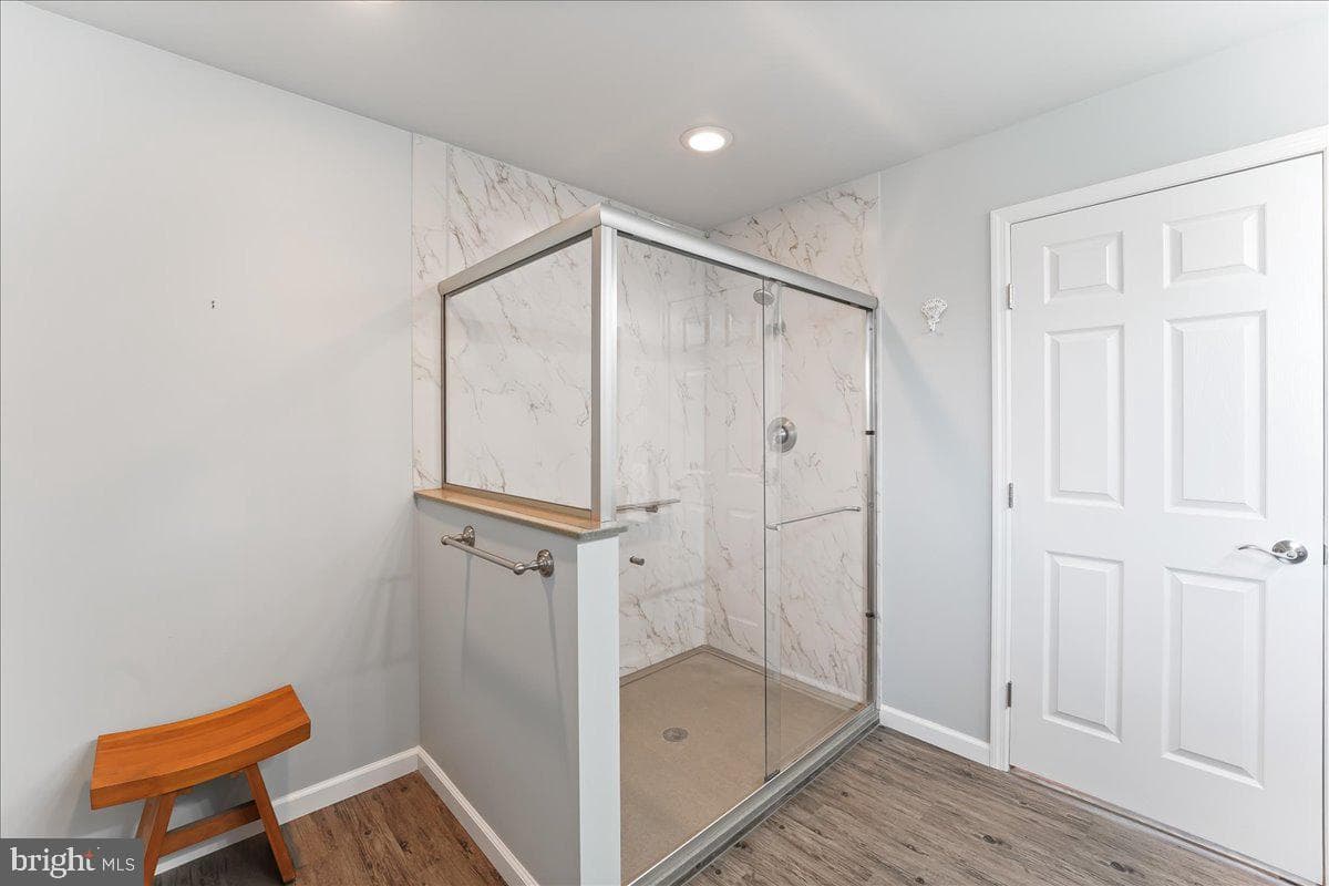 101 Alford Court photo 28