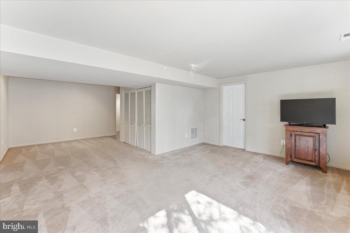 101 Alford Court photo 36