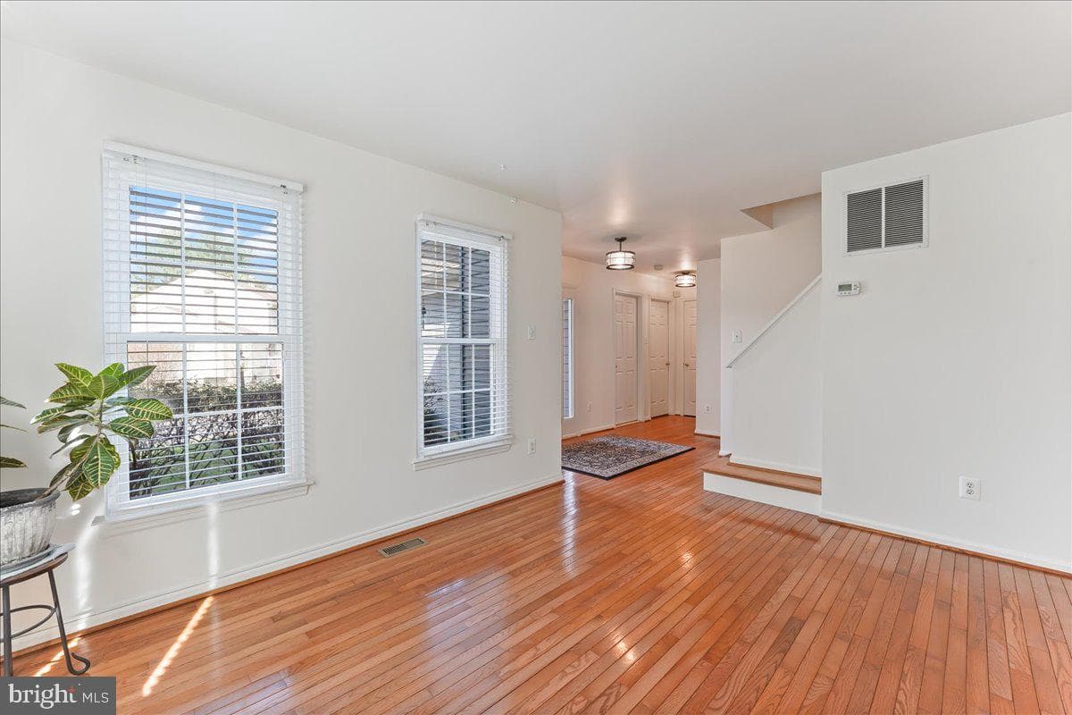 101 Alford Court photo 9