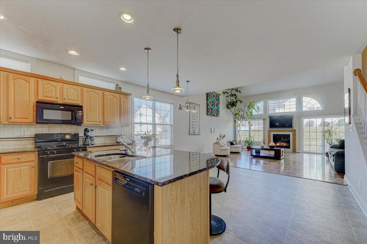 327 McNeil Lane photo 8