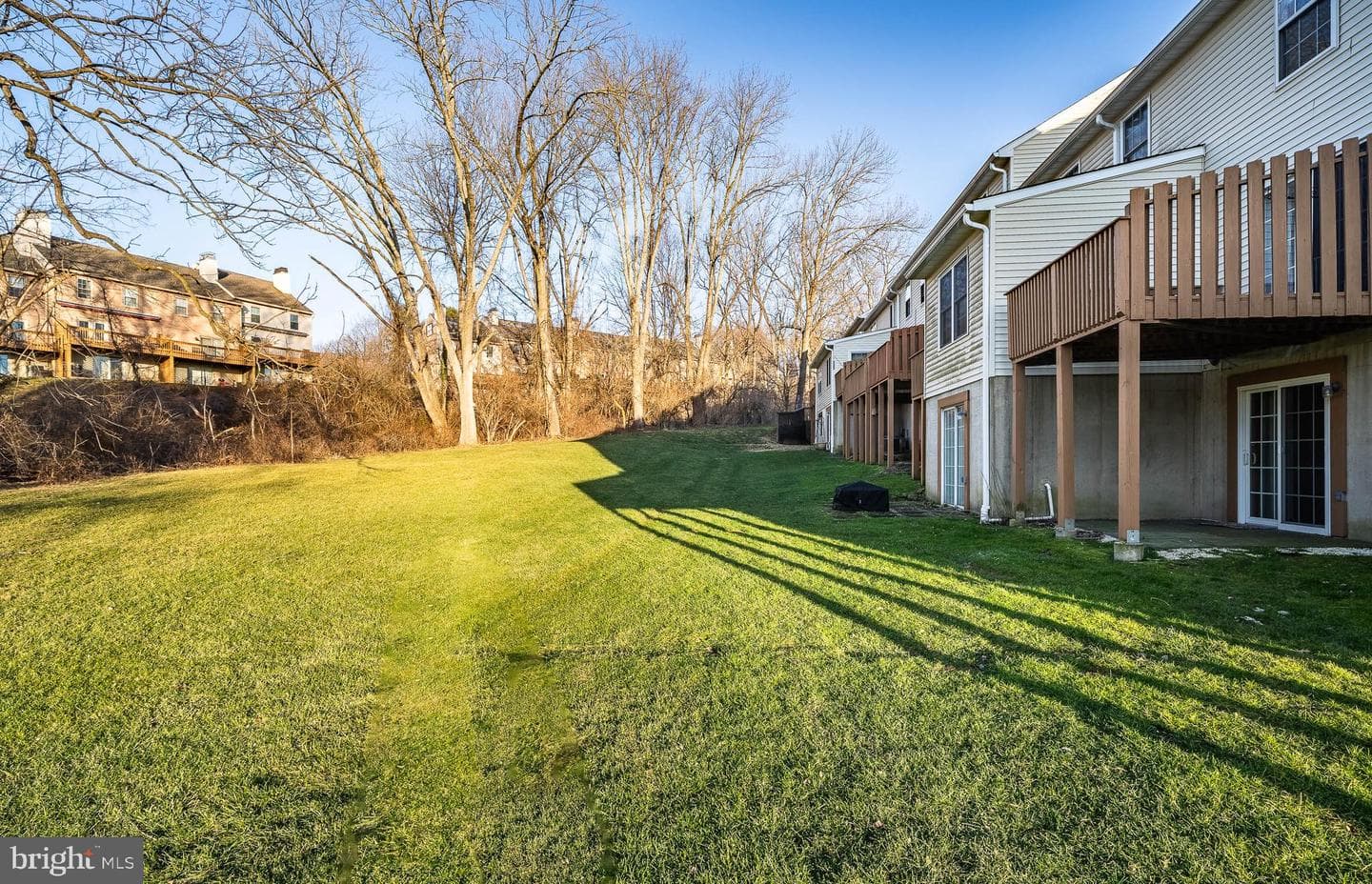 728 Shropshire Drive photo 36