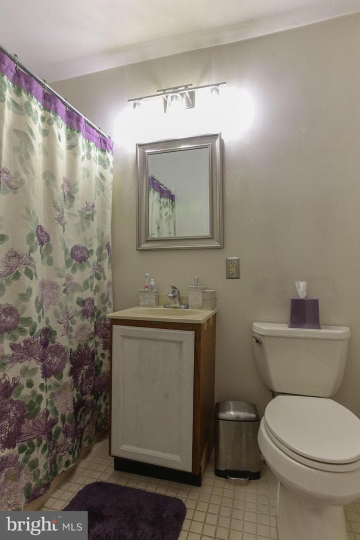 1034 S Keim Street photo 10