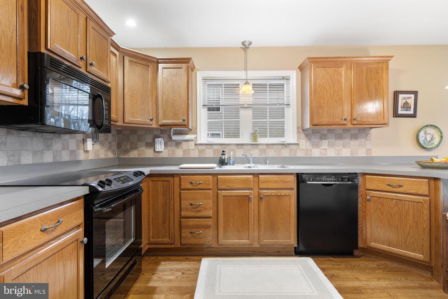110 N Mill Road photo 18