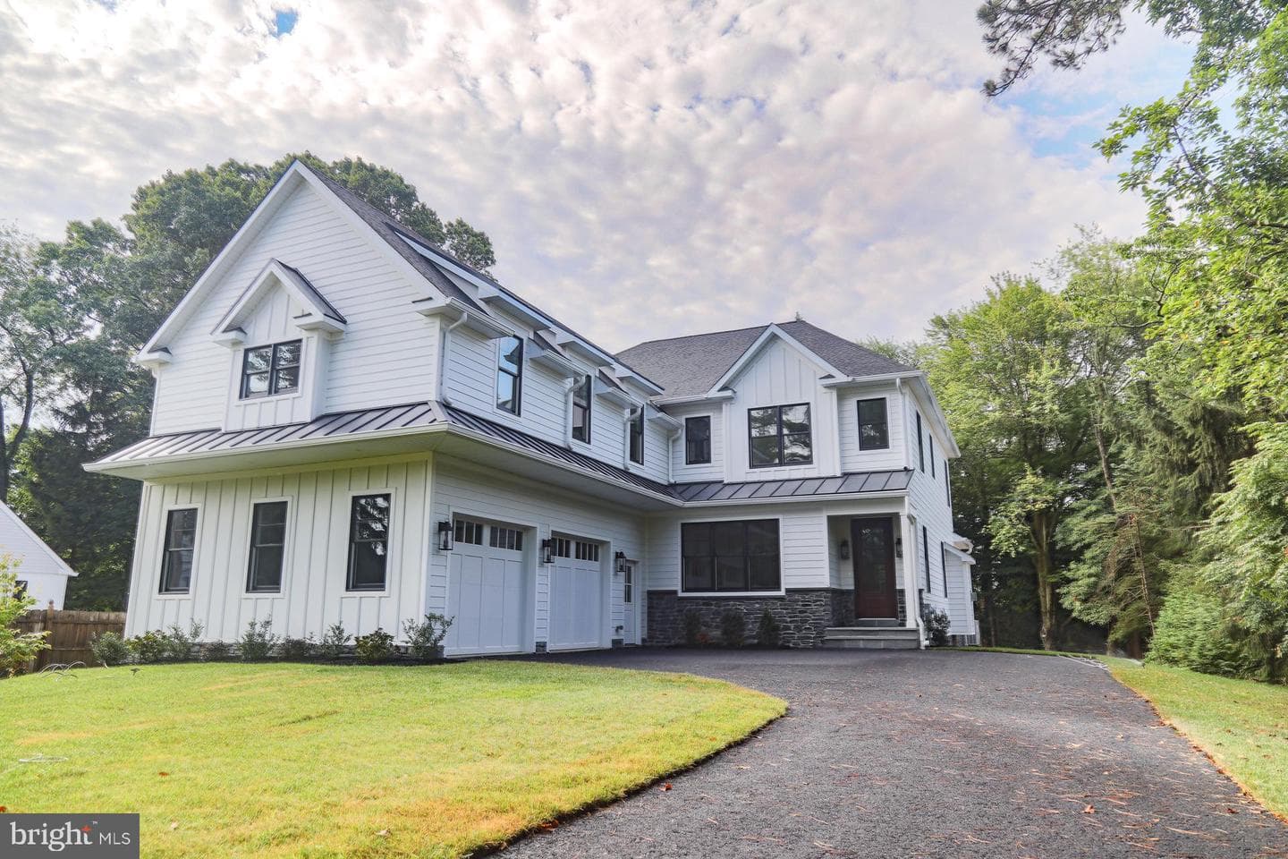 544 Red Fox Lane photo 2