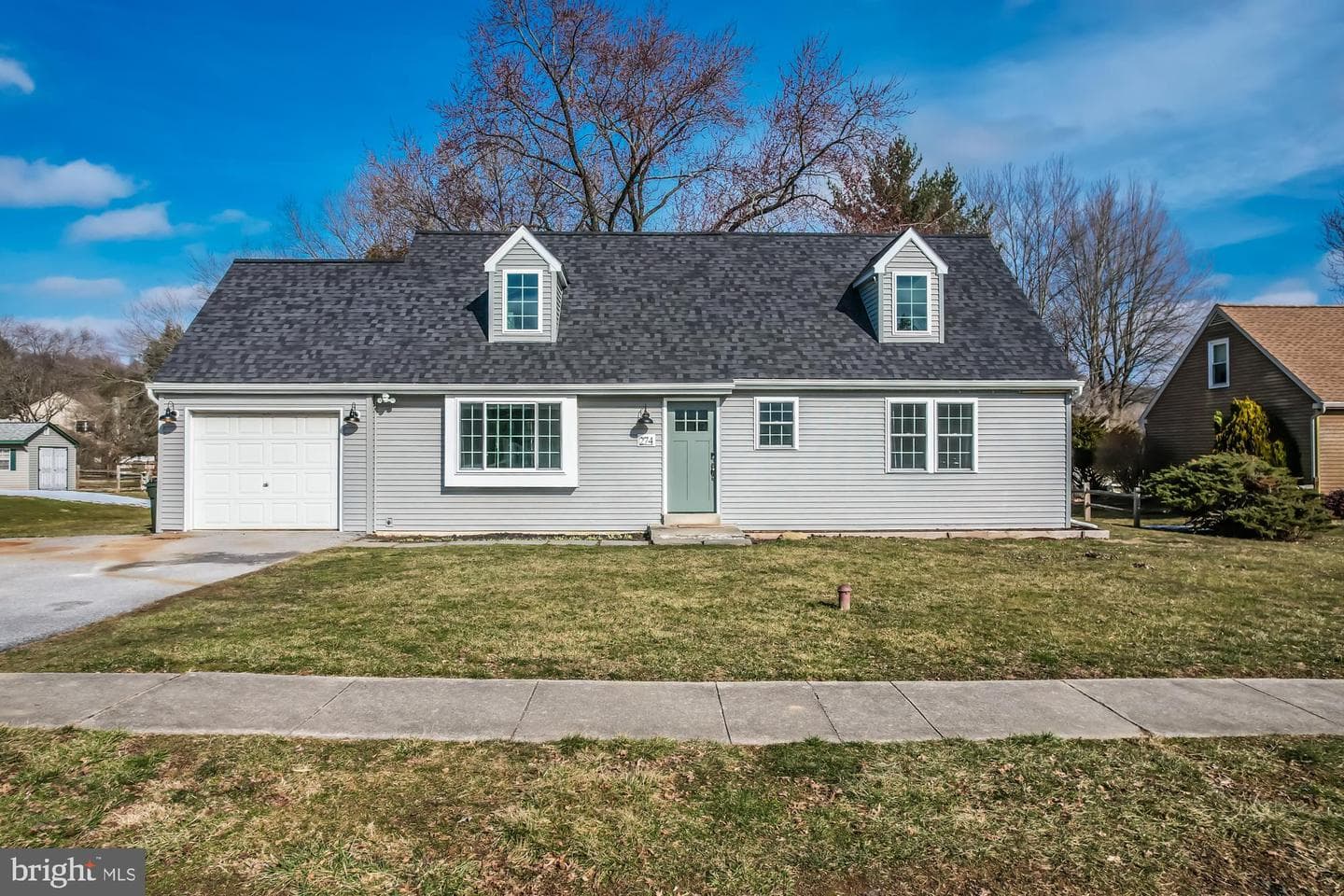 274 Meadow Drive photo 1