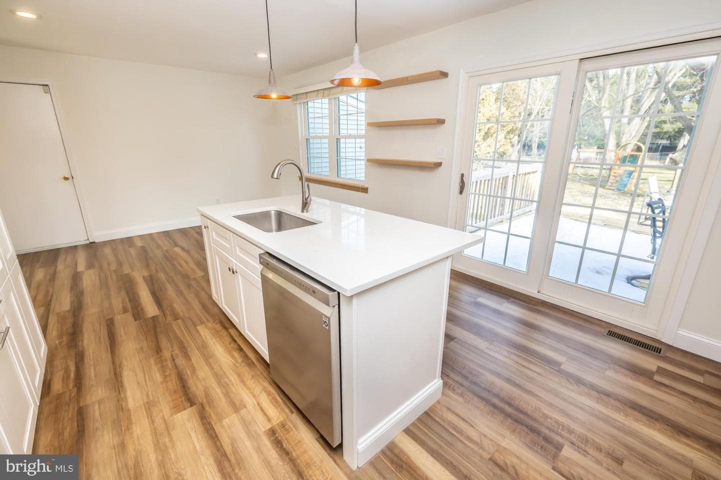 274 Meadow Drive photo 21