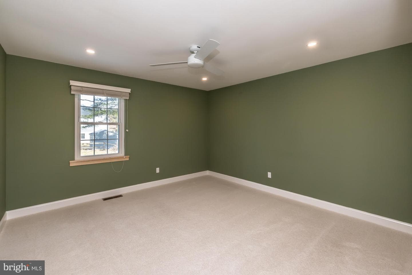 274 Meadow Drive photo 29