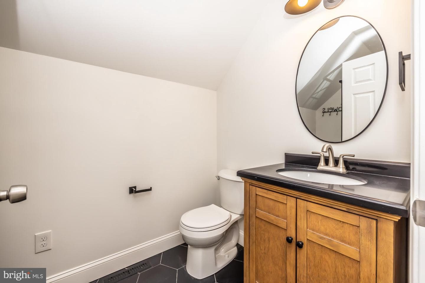 274 Meadow Drive photo 35