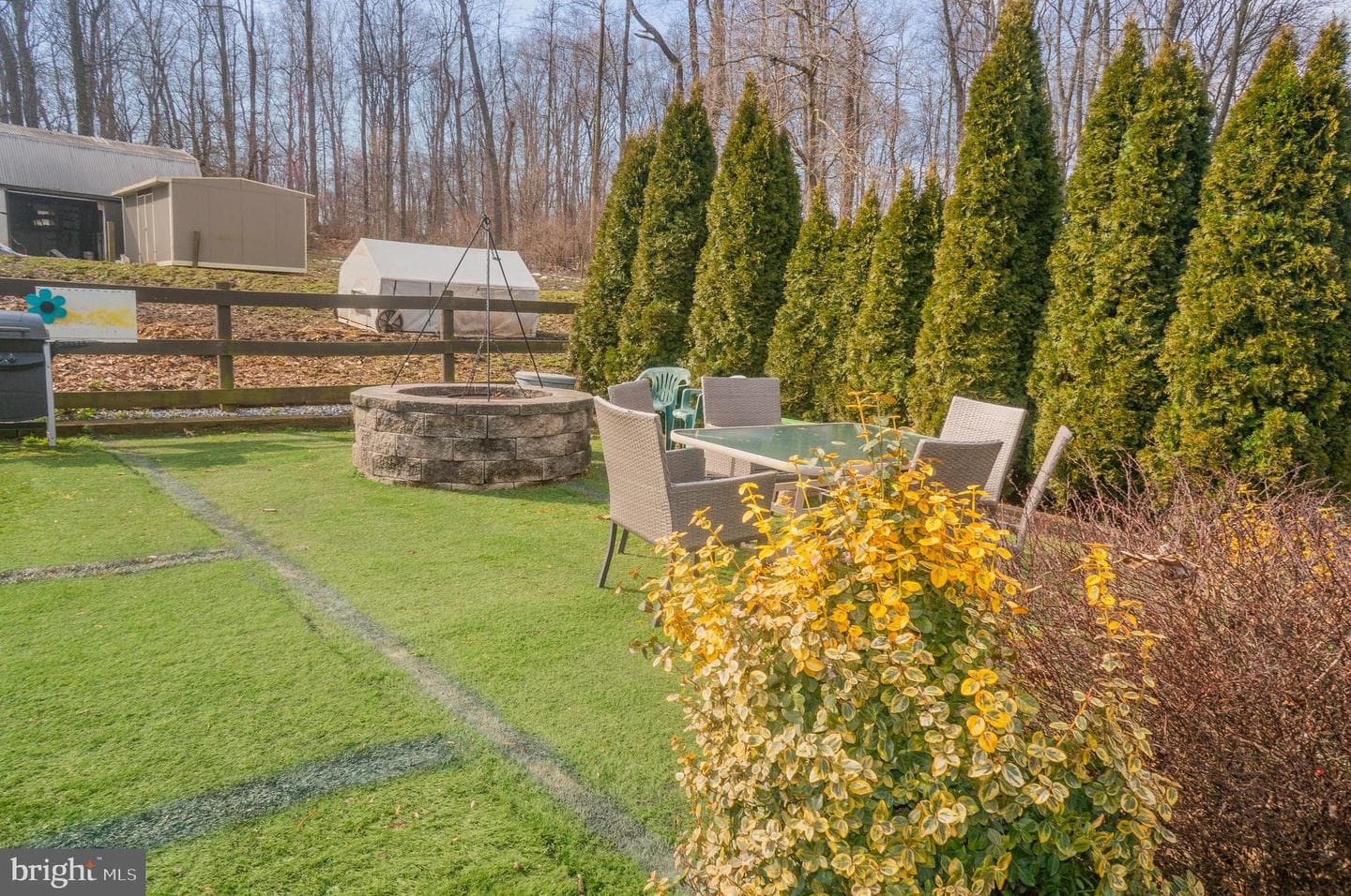 88 Mount Pleasant Road photo 42