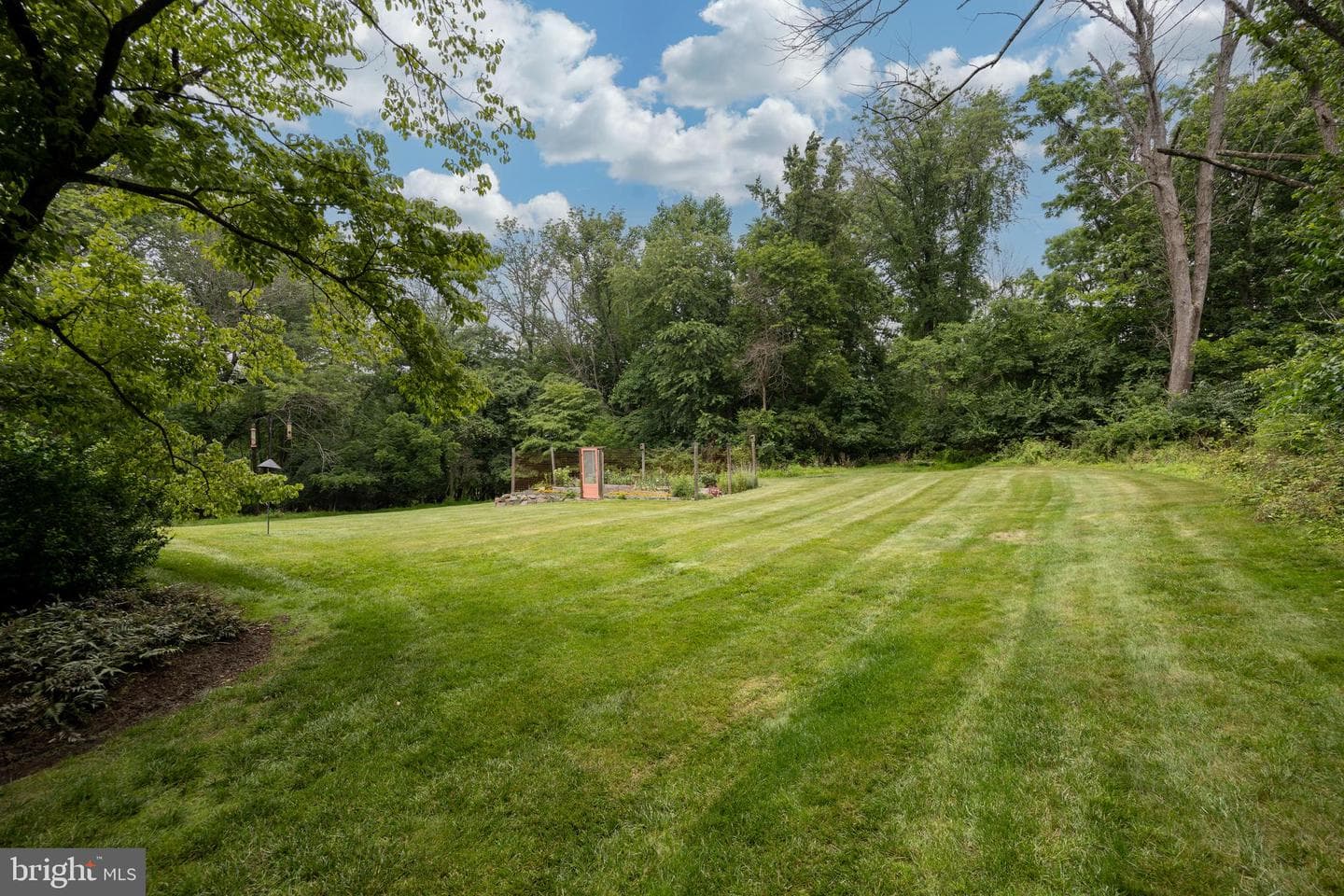 610 Gages Lane photo 28