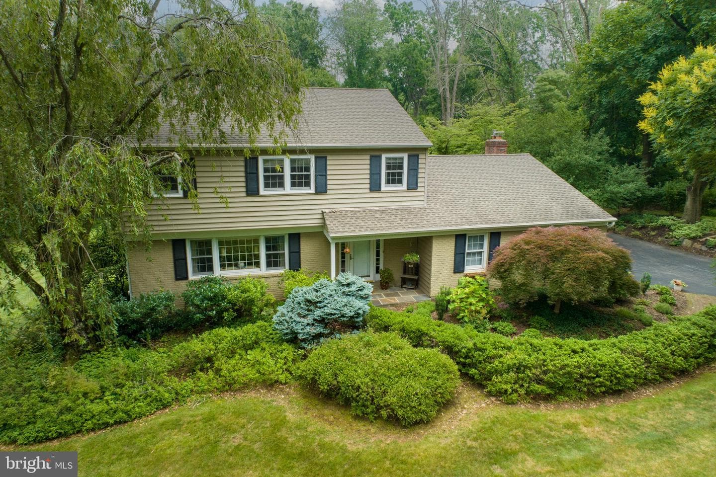 610 Gages Lane photo 30