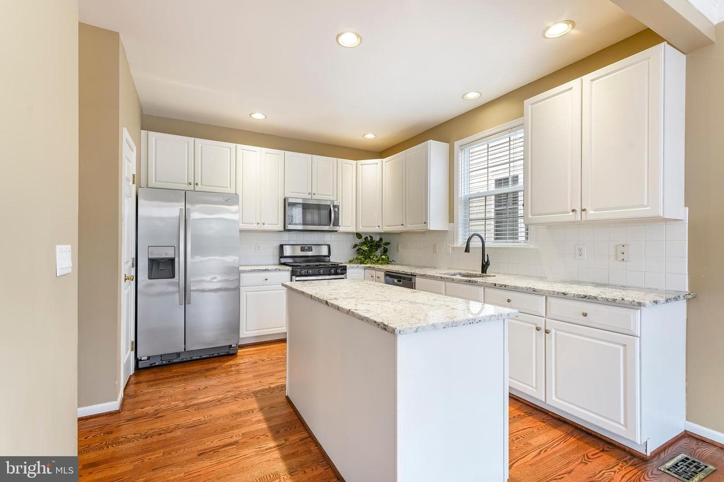 103 Brookline Court photo 11