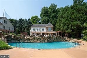 103 Brookline Court photo 36