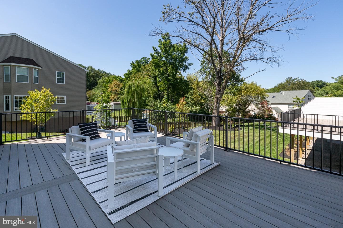 993 Fairview Avenue photo 47