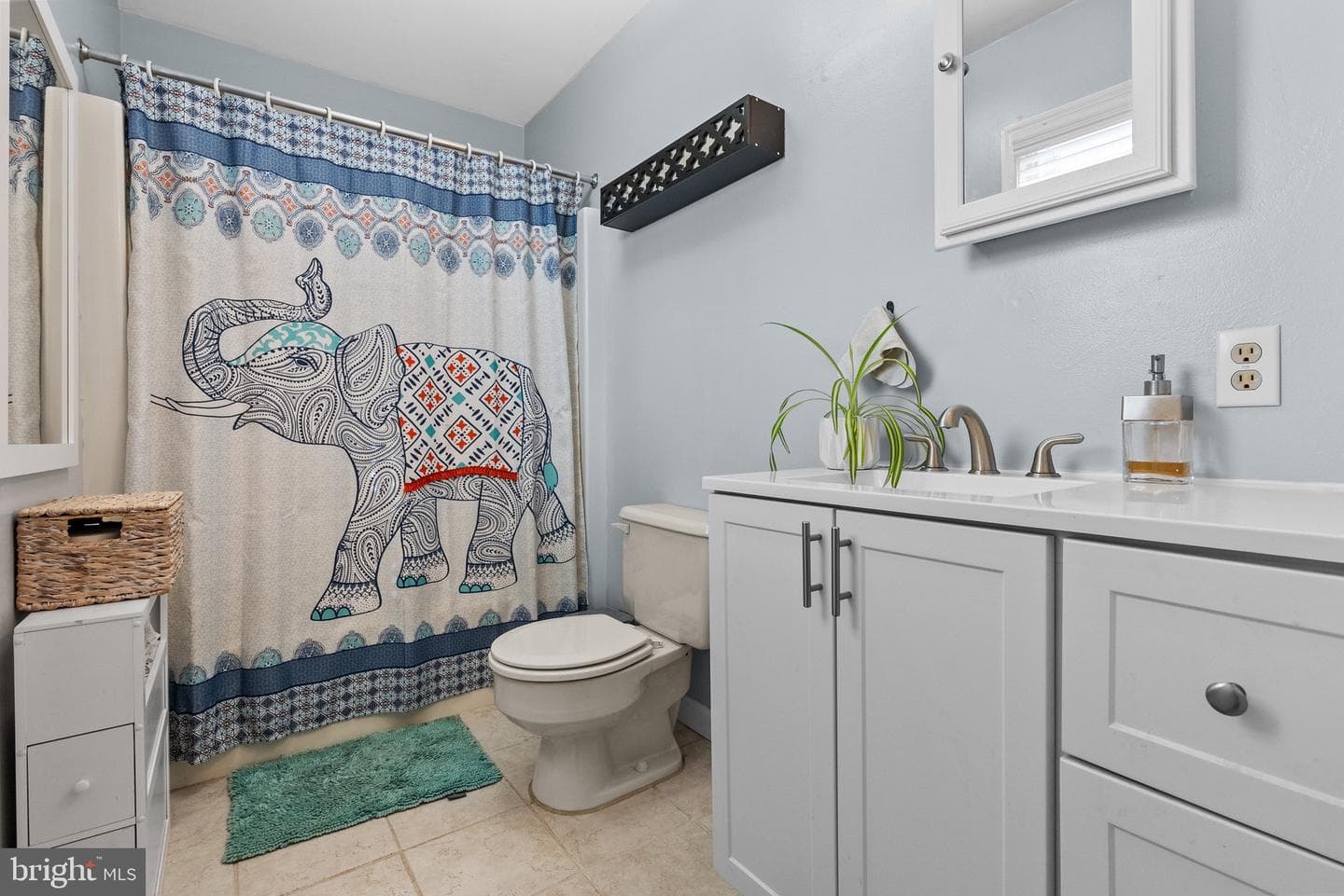 261 Tudor Circle photo 17