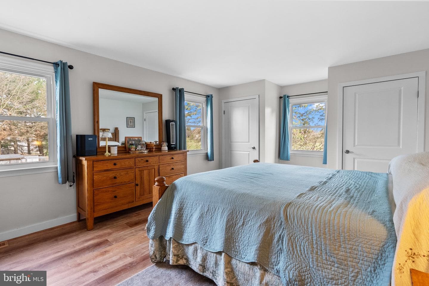 261 Tudor Circle photo 18