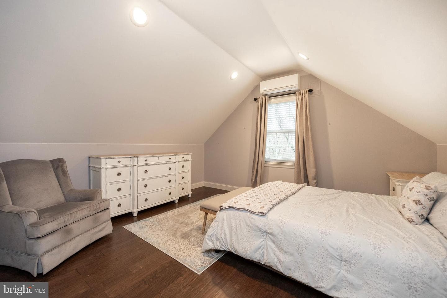 1062 Haverhill Road photo 51