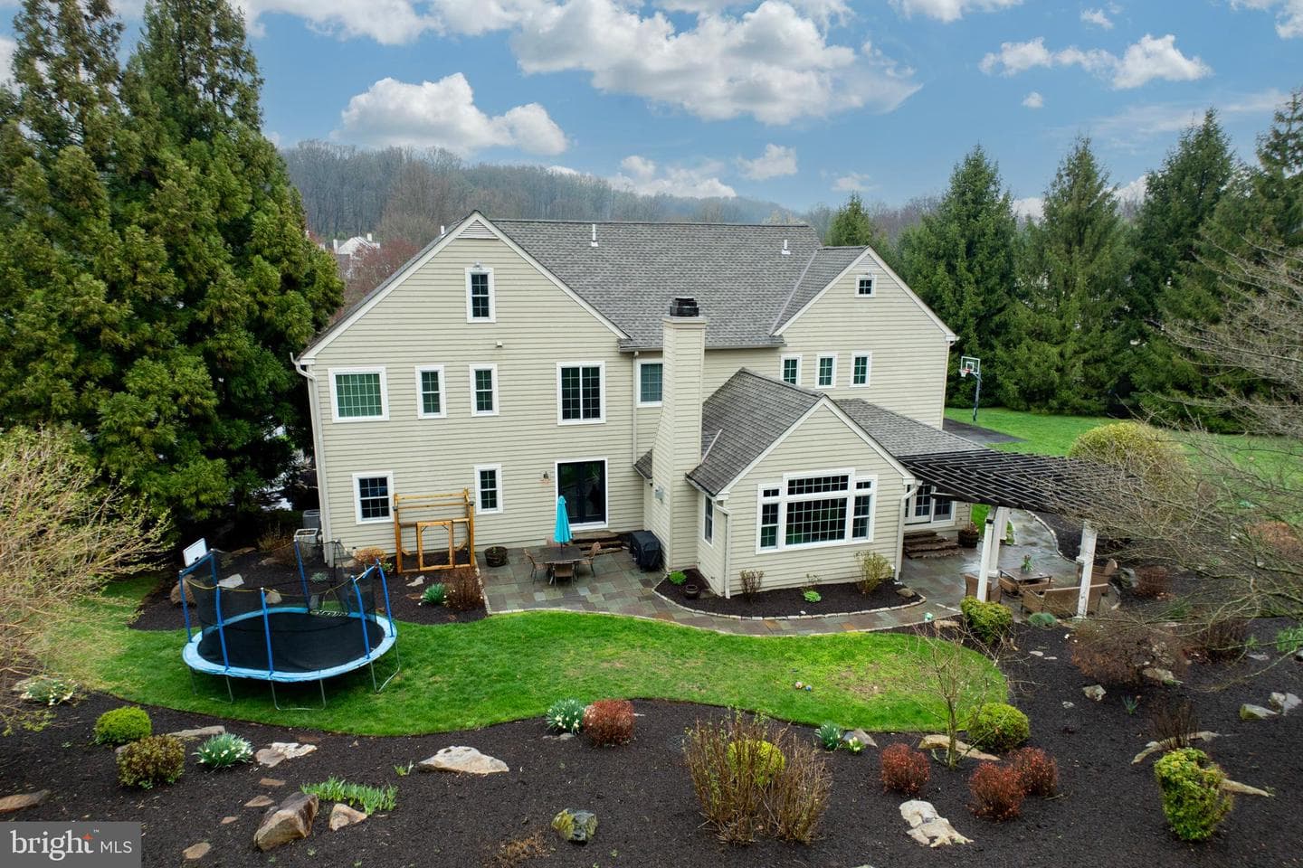 1062 Haverhill Road photo 69