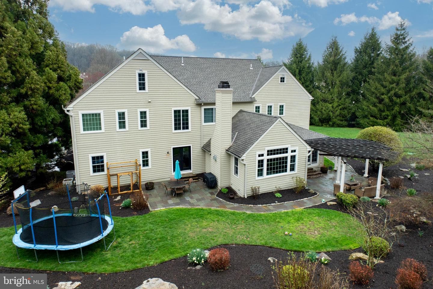 1062 Haverhill Road photo 70