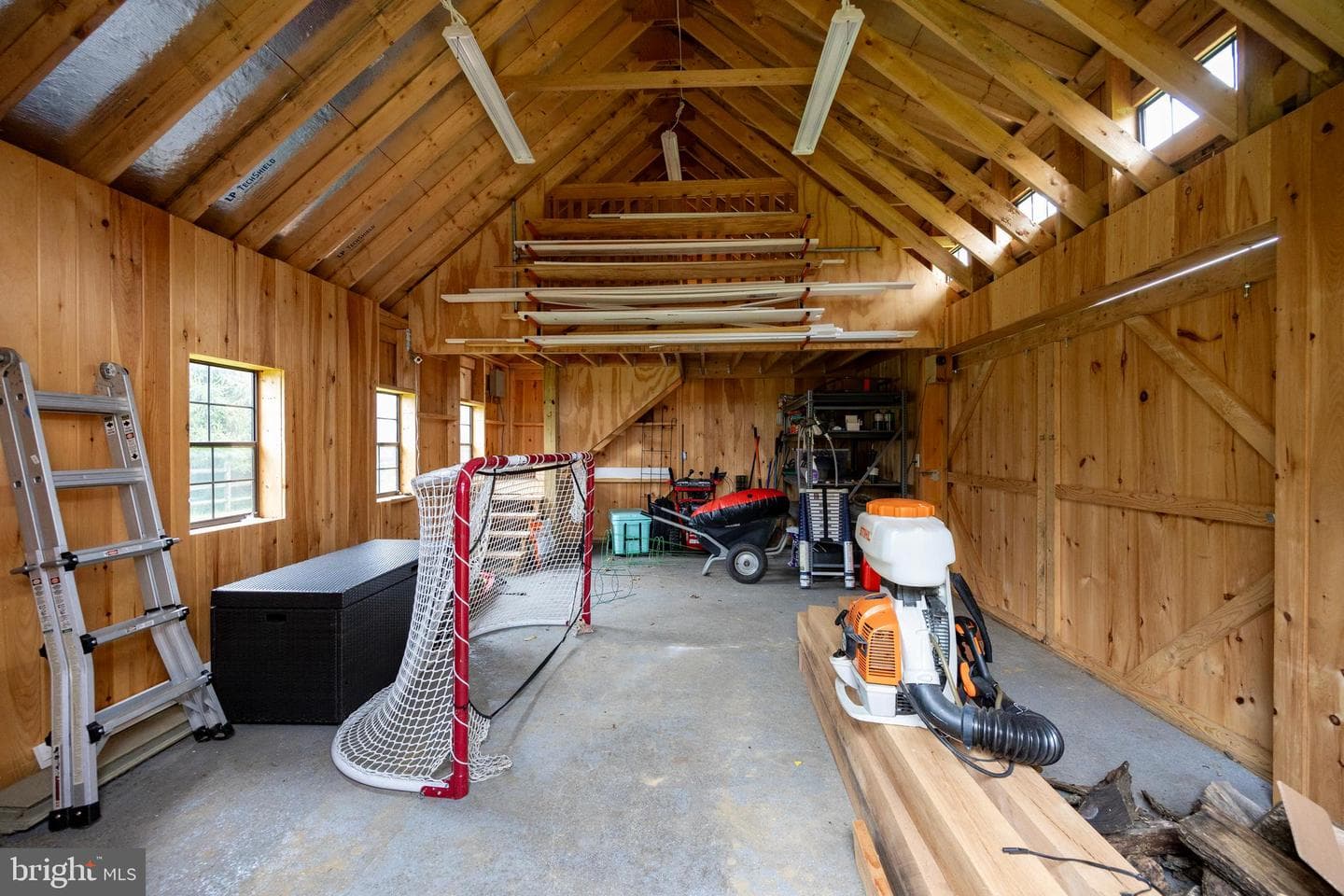 1062 Haverhill Road photo 81