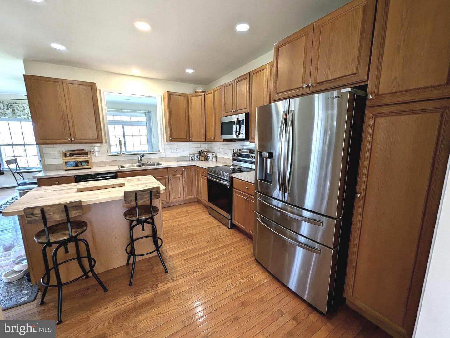 212 Ferguson Street photo 22