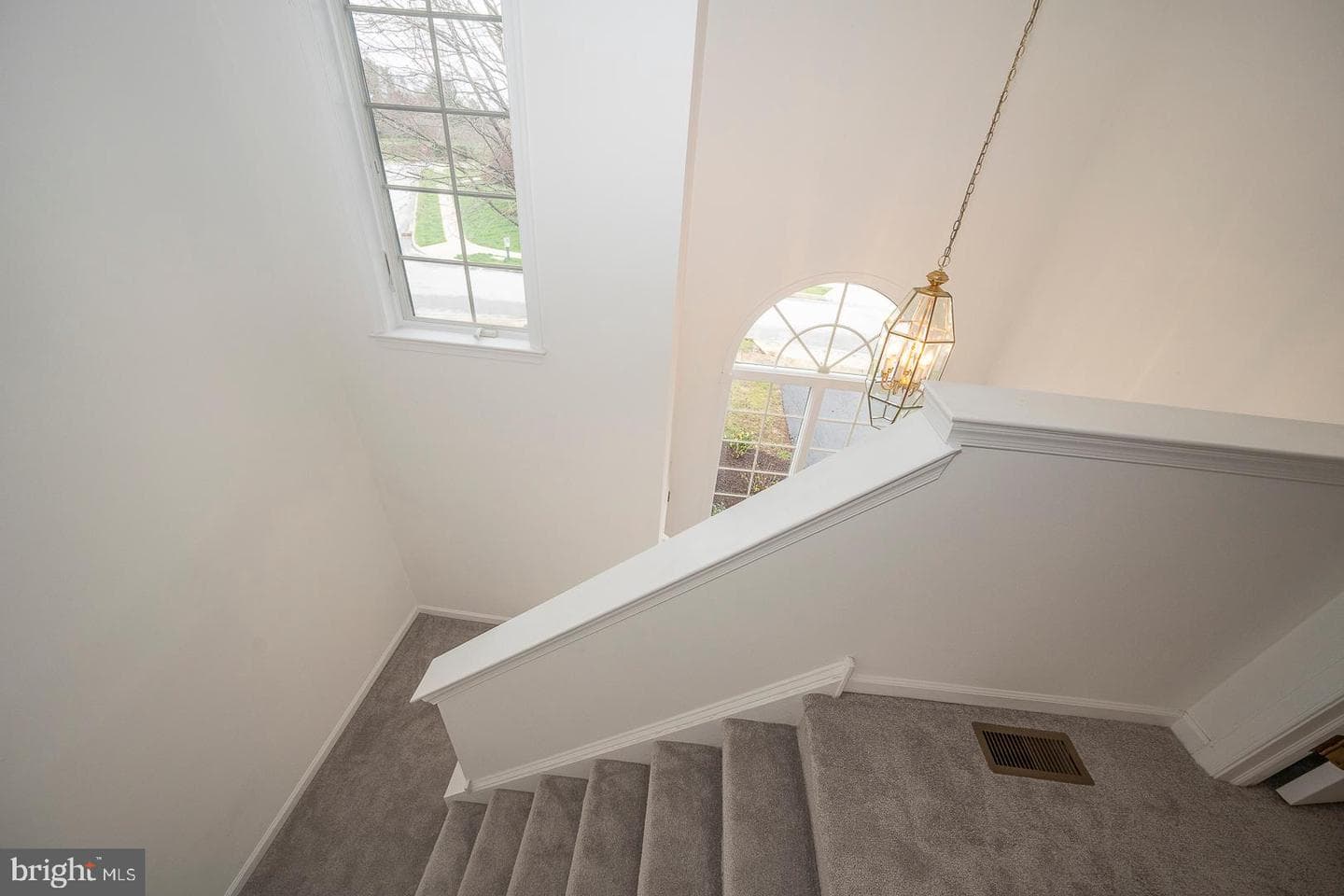 64 Buttonwood Drive photo 32