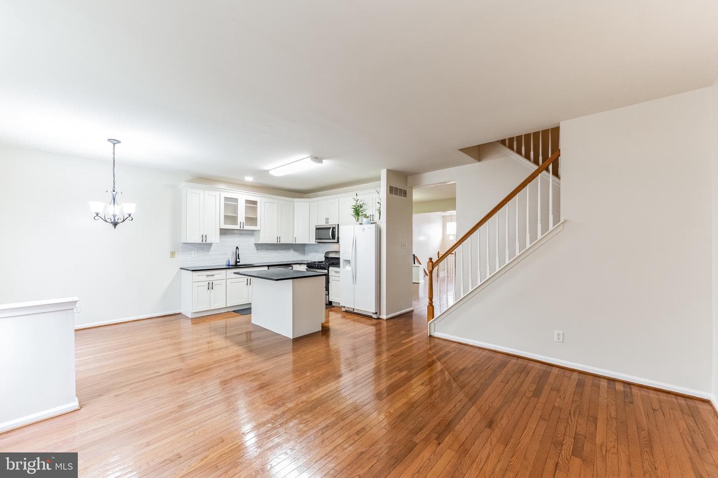 286 Yorktown Court photo 15