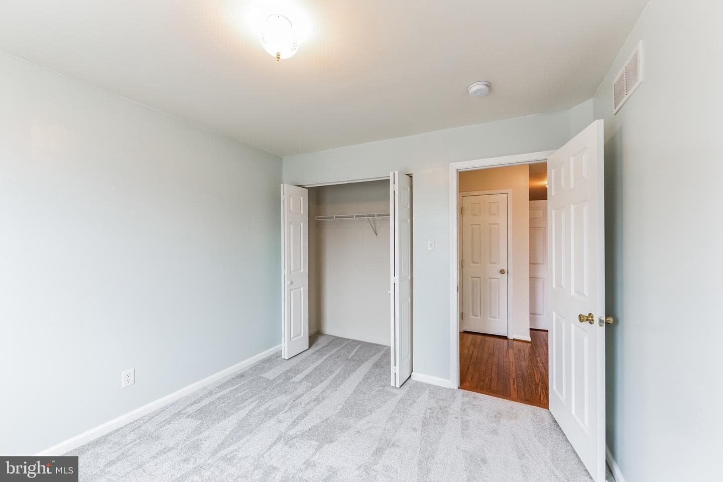 286 Yorktown Court photo 29