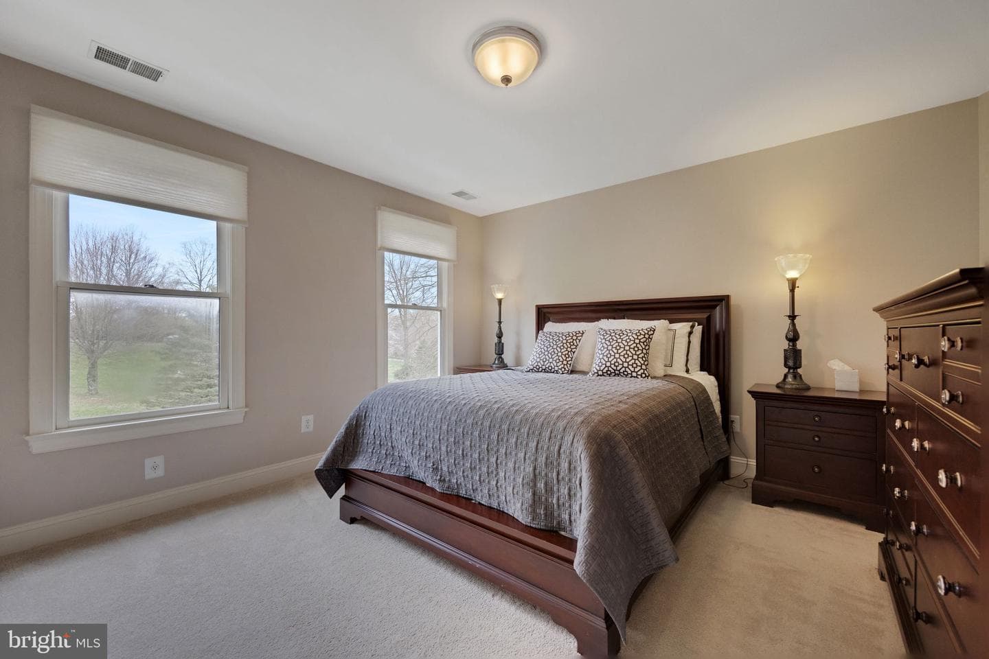 1681 Hunters Circle photo 29
